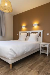 Maisons de vacances Residence Odalys Les Villas de la Baie : Cottage 3 Chambres (8 Adultes)