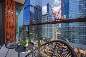 Towarowa Towers LUX Apartments with Parking & AC by Renters Prestige