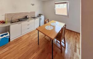 One Bedroom Stunning Apartment In Kastel Stafilic