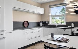 Nice Home In Hjørring With Sauna