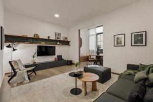 Reis - 3 bedrooms and balcony in Vila de Gràcia