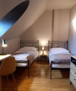 Standard Twin Room with Sofa room in Hotel Templ