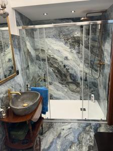 Vatican Apartment Daniela