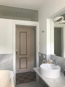 RL - Boutique Suites & Apartments