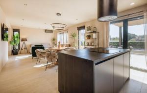 Nice Home In Tar With Private Swimming Pool