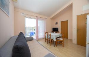 One Bedroom Nice Apartment In Podgora