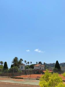 Appartements Duplex 1 min de la plage : photos des chambres