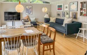 Lovely Home In Gilleleje With Wifi