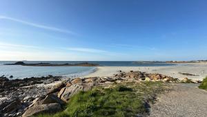 Maisons de vacances Small house with sea view : photos des chambres