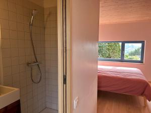 Maisons de vacances Small house with sea view : photos des chambres