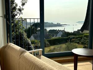 Maisons de vacances Small house with sea view : photos des chambres