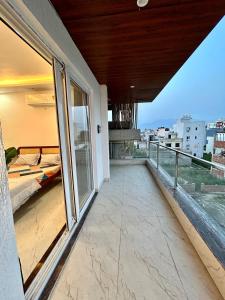 Moksha A luxury 2BHK with Ganga view