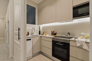 Niria - 2 bedrooms and balcony in Eixample Esquerra