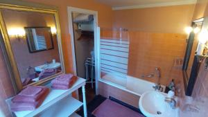 B&B / Chambres d'hotes Les Douves : photos des chambres