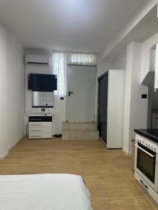 New Boulevard Living - Studio B