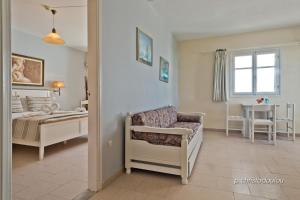 One-Bedroom Apartment room in Popi Studios