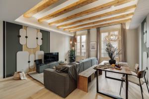 Deisis - 2 bedrooms and balcony in Sant Pere