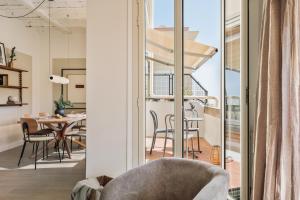 Solea - 3 bedrooms and balcony in Eixample Dreta