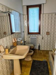 Bellissima villa immersa nelle colline lucchesi