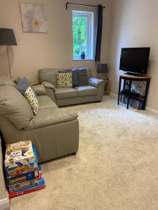 Private 1st Floor Apartment - Perfect for Port of Dover, Eurotunnel and Short Stays