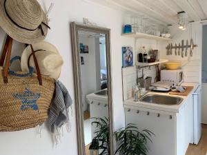 Havsnära sommarhus på Älgö