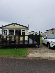 Tranquil Lodge Retreat in Scunthorpe Countryside