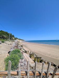 Bembridge Hideaway Static Caravan - Sandhills Holiday Park with Private Beach