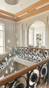 Château du Bost, 21 personnes, piscine, Beaujolais, Blacé proche Lyon