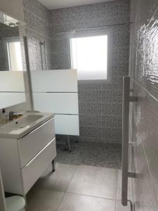 Appartements Appartement 48m2 jardin et terrasse : photos des chambres