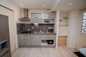 Appartements Ecrin Pontissalien - Studio with Parking : photos des chambres