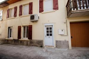 Ecrin Pontissalien - Studio with Parking