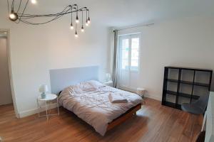 Appartements Nunzia - City center Spacious Near train station : photos des chambres