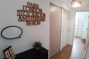 Appartements Nunzia - City center Spacious Near train station : photos des chambres