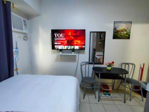 Trishas Condotel Urban Deca Tower Edsa