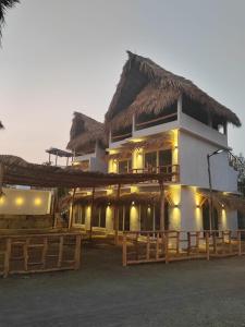 Lemon Tree El Paredon