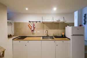 Acquasale Apartments - Chianca by BarbarHouse