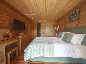 2 Bed in Cullompton 95150