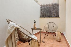 Kabatas - 3 bedrooms and patio in Eixample Dreta