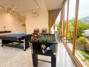 Aesthetic Muji Pool Villa in Ipoh 5BR 24Pax Karaoke Snooker Air hockey