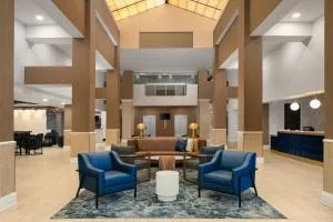 DoubleTree by Hilton Norfolk Airport