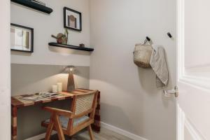 Davut - 3 bedrooms and office in Eixample Esquerra