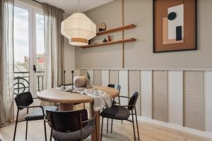 Davut - 3 bedrooms and office in Eixample Esquerra