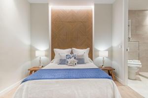 Experience the best of Madrid! Gran Vía Apartment for 6, comfort and style in the heart of Chueca III