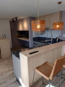 Village Tower III sobre Av San Martín, Cochera