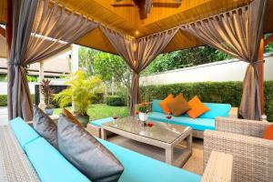 Luxury Tropical Garden Pool Villa