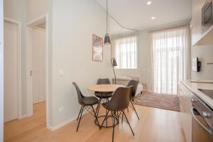 Liiiving in Porto - Sweet Sunlight Apartment