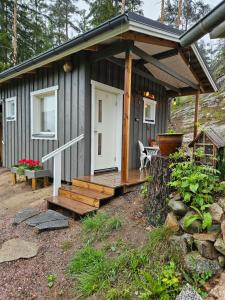 Harjula-kesämaja, sauna ja ulkoallas Tuusulassa