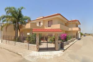 Appartamento con 2 Camere da Letto e Balcone