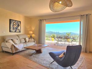 Les Bancaous - Meuble 4 Etoiles avec magnifique vue, piscine chauffée avec Pool House et terrain de pétanque