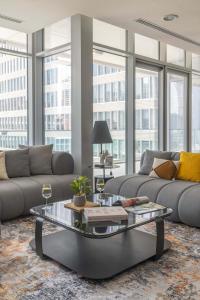 Frank Porter - Burj Daman